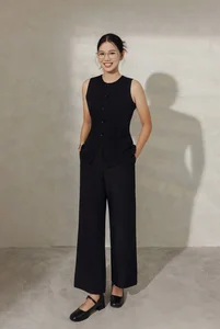 Anh Vien at 28: The Stunning Transformation of Vietnam's 'Little Mermaid' - image 7