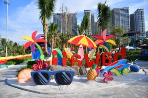 Experience the Tropical Island Water Slide Adventure at 8Wonder Winter Festival - image 0