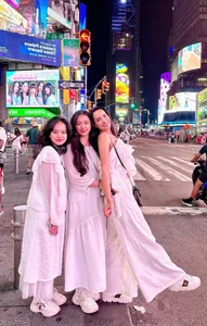 Supermodel Thuy Hanh and Her Daughters Shine During a Family Vacation Despite a Luggage Mishap - image 8