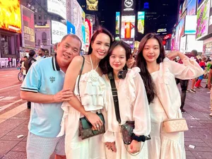 Supermodel Thuy Hanh and Her Daughters Shine During a Family Vacation Despite a Luggage Mishap - image 4