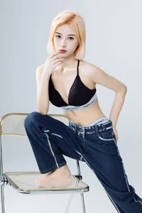 Timeless Grace and Artistic Depth in YiTuYu Art Language Vol.6388 with Fan Fan - image 33