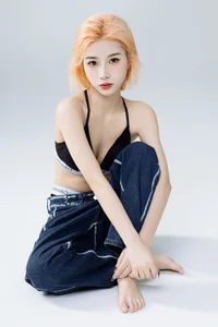 Timeless Grace and Artistic Depth in YiTuYu Art Language Vol.6388 with Fan Fan - image 9