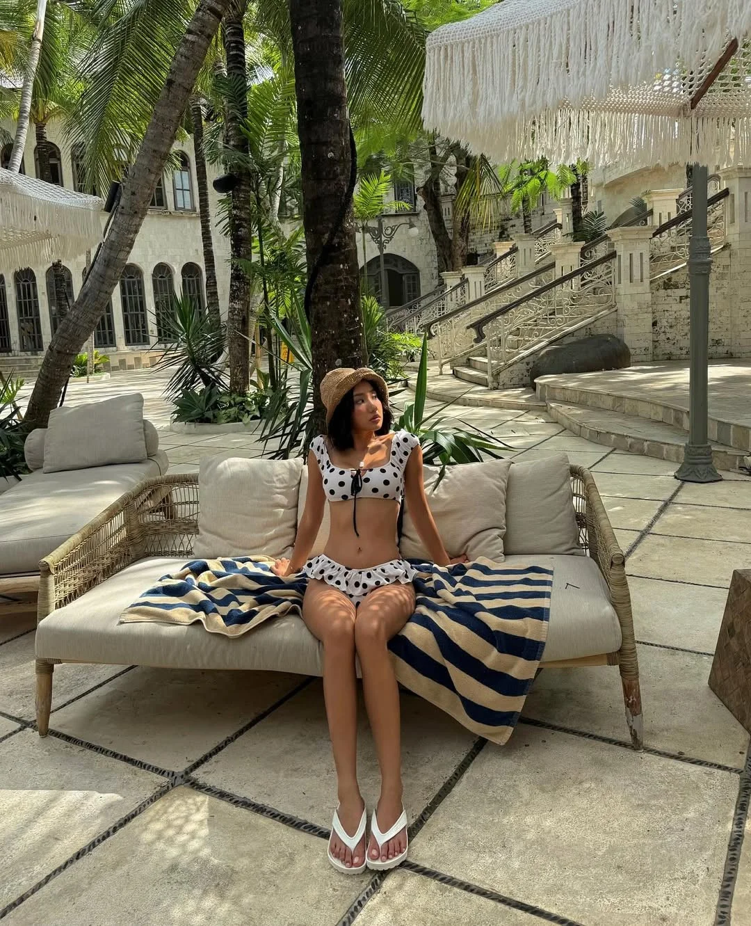 Stunning Bali Travel Inspiration: Bold Summer Fashion and Luxury Villa Vibes in Indonesia's Tropical Paradise