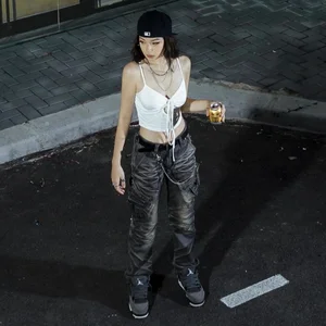 Vo Hoai Nam’s Daughter: The New Gen-Z Style Icon with Stunning Proportions - image 1