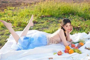 Saigon Hot Girl Hong Vy: Defining Modern Beauty and Elegance - image 4