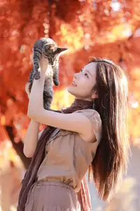 Liang Chen & Her Beloved Cat: Captivating Autumn Serenity | YiTuYu Vol.8696 - image 8