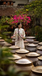Timeless Grace: Capturing the Beauty of Ao Dai in Duong Lam Ancient Village - image 9