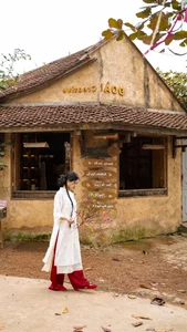 Timeless Grace: Capturing the Beauty of Ao Dai in Duong Lam Ancient Village - image 5