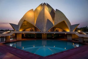Exploring the Architectural Brilliance of the Baha'i Lotus Temple in India - image 13