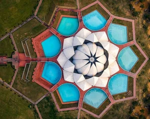 Exploring the Architectural Brilliance of the Baha'i Lotus Temple in India - image 10