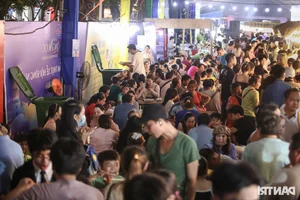 Exploring the Vibrant Food Scene at the Ho Chi Minh City River Festival - image 0