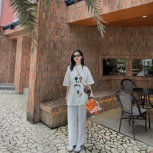 The Elegant Evolution of Nghe An WAGs: A Gallery of Style and Sophistication - image 8
