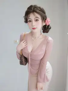 Coser Bai Yin 81 Part02: Captivating Beauty in Flowing Pink Attire - image 26