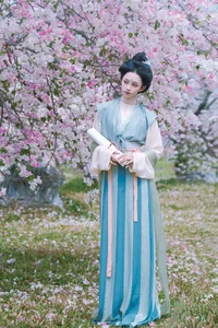 Elegant Portrait Photography: Xiao Lin in YiTuYu Art Language Vol.9341 – Stunning Fashion and Lifestyle Visuals - image 14