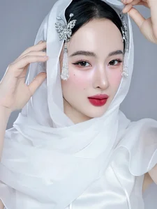 Angela Phương Trinh Transformation: From 'Muscular Beauty' to a Sophisticated and Feminine Style - image 7