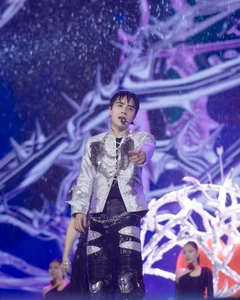 Unforgettable Moments from the 'Anh Trai Say Hi' Concert in Hanoi - image 4