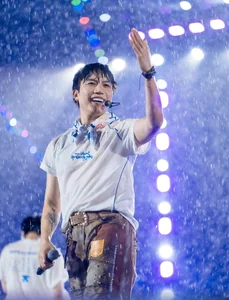 Unforgettable Moments from the 'Anh Trai Say Hi' Concert in Hanoi - image 14