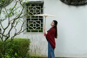 A Study in Style: Xi Gua Featured in Art Language Vol.7081 by YiTuYu - image 5