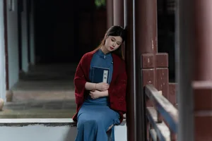 A Study in Style: Xi Gua Featured in Art Language Vol.7081 by YiTuYu - image 8