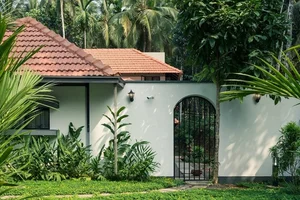 Poetic Tiled Roof House Design - A Blend of Tradition and Gentleness - image 10