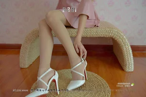 Wan Ping in Silk: A Deep Dive into the Elegant 丝享家005 Collection by IESS - image 21