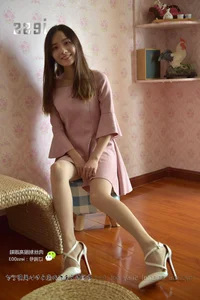 Wan Ping in Silk: A Deep Dive into the Elegant 丝享家005 Collection by IESS - image 20