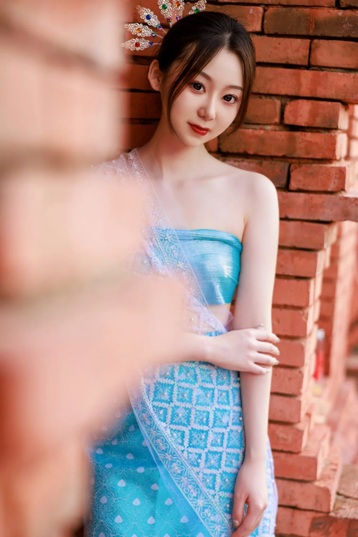 YiTuYu Art Language Vol.4913: Featuring She Kong De Luan Luan in Artistic Portraits