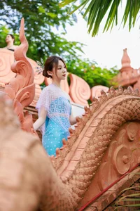YiTuYu Art Language Vol.4913: Featuring She Kong De Luan Luan in Artistic Portraits - image 33