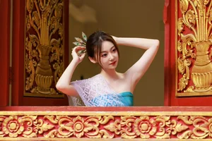 YiTuYu Art Language Vol.4913: Featuring She Kong De Luan Luan in Artistic Portraits - image 19