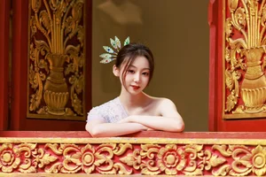 YiTuYu Art Language Vol.4913: Featuring She Kong De Luan Luan in Artistic Portraits - image 32