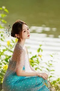 YiTuYu Art Language Vol.4913: Featuring She Kong De Luan Luan in Artistic Portraits - image 24