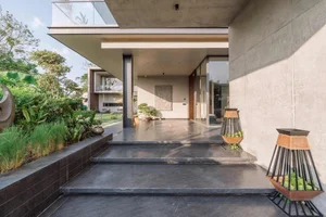 Levant House: A 2-Story Villa Redefining Modern Living Through Light and Landscape - image 4