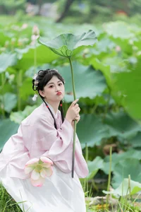 Artistic Expression in YiTuYu Art Language Vol.7235 Jiao Yi Zhi Sui Sui - image 1