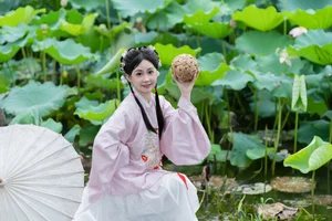 Artistic Expression in YiTuYu Art Language Vol.7235 Jiao Yi Zhi Sui Sui - image 6