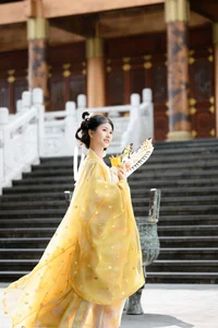 Artistic Expressions: YiTuYu Art Language Vol.10416 Featuring Xiao Y Jin Tian Ye Hen Kai Xin - image 2