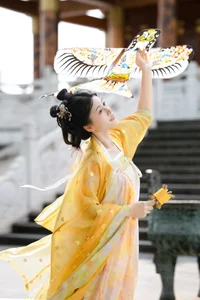 Artistic Expressions: YiTuYu Art Language Vol.10416 Featuring Xiao Y Jin Tian Ye Hen Kai Xin - image 5
