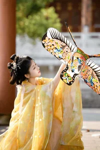 Artistic Expressions: YiTuYu Art Language Vol.10416 Featuring Xiao Y Jin Tian Ye Hen Kai Xin - image 8