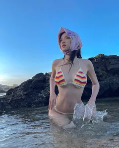 Tran Doan Bao Ngoc: A Look at Modern Bikini Fashion and Lifestyle Trends - image 19