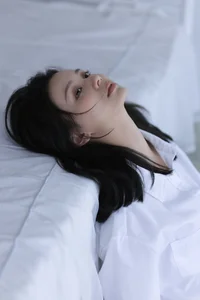 YiTuYu Art Language Vol.7375: Featuring the Elegant Peng Xiao Ya Ya Photography Collection - image 14