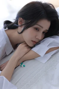 YiTuYu Art Language Vol.7375: Featuring the Elegant Peng Xiao Ya Ya Photography Collection - image 18