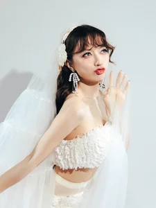Modern Edgy Bridal Style: Singer Xuan Nghi Shares Stunning Wedding Photoshoot Following Her Romantic Marriage Proposal and Engagement News - image 7