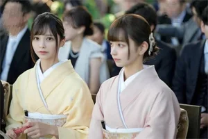 Real-Life Ethereal Beauty: Meet the Stunning Twins Whose Flawless Looks Are Frequently Mistaken for Artificial Intelligence - image 8