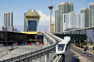 The World's 7 Most Impressive Train Journeys: A Guide to Luxury and Scenic Rail - image 1