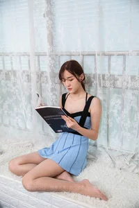 IESS Sixiangjia 812: Wan Ping in the Blue Super Sweet Collection - image 45