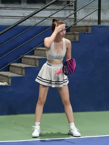 Trendy Pickleball Fashion: How Former Hot Girls Are Mastering Court Style with Liberal Aesthetics - image 6