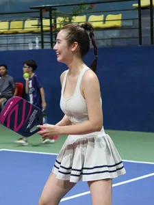 Trendy Pickleball Fashion: How Former Hot Girls Are Mastering Court Style with Liberal Aesthetics - image 0