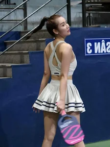 Trendy Pickleball Fashion: How Former Hot Girls Are Mastering Court Style with Liberal Aesthetics - image 3