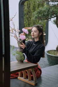 YiTuYu Art Language Vol.6647: Elegant Portraits of Yu Wen - image 1