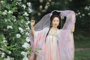 Exploring Contemporary Elegance: YiTuYu Art Language Vol.7296 Tian Tian - image 11