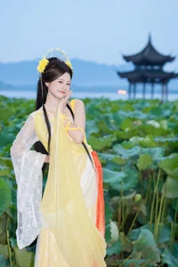 YiTuYu Art Language Vol.10227 Shu Shu Jiang: A Masterpiece of Contemporary Portrait Photography - image 1